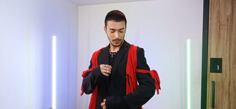 Aziz Hedra Gelar Fan Meeting Perdana, Didukung Aplikasi AMP