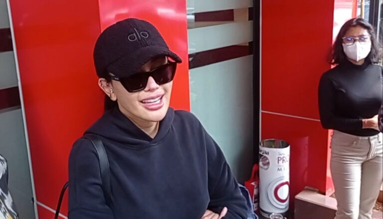 Nikita Mirzani Laporkan VA ke Polisi Terkait Dugaan Pelanggaran UU Kesehatan dan Perlindungan Anak