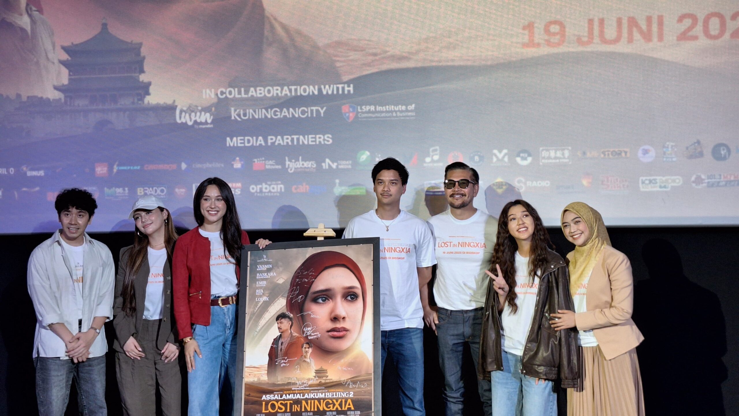 Yasmin Napper berperan sebagai Aisa dalam film Assalamualaikum Beijing 2: Lost in Ningxia. Syuting di Tiongkok, film ini tayang 19 Juni 2025 dan suguhkan keindahan alam Ningxia.