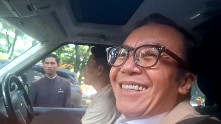 Momen Sakral Pernikahan Al Ghazali dan Alyssa, Ahmad Dhani Tak Kuasa Menahan Tangis