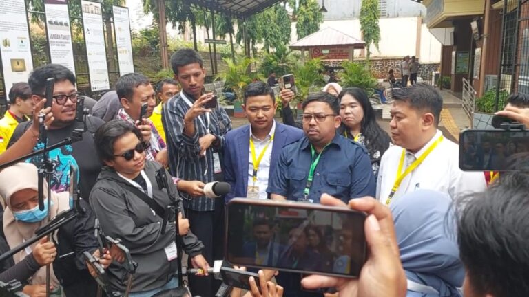 Bedu Resmi Ajukan Cerai, Sepakat Pisah Baik-Baik dengan Irma Kartika