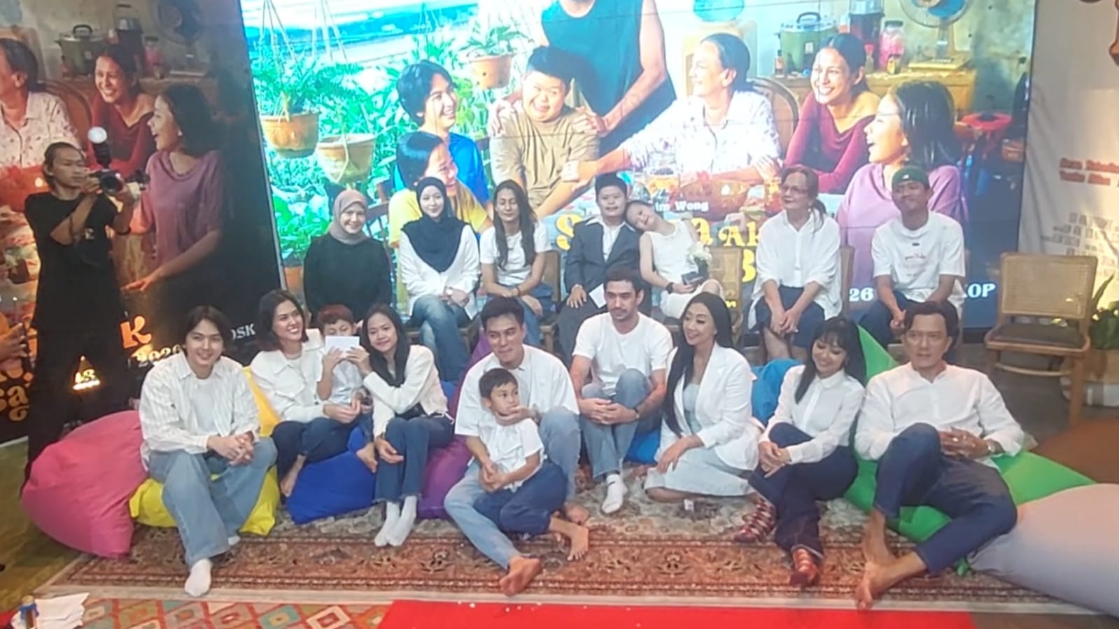 Bongkar Rahasia di Balik Layar, Reza Rahadian Puji Intuisi Cepat Baim Wong Saat Sutradarai Film Drama